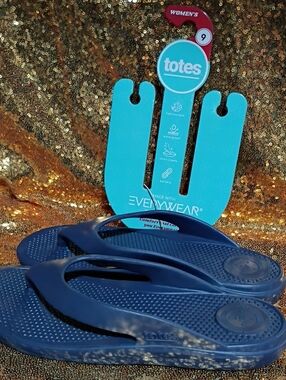 totes Blue Women's Flip Flop Sandals with Textured Footbed